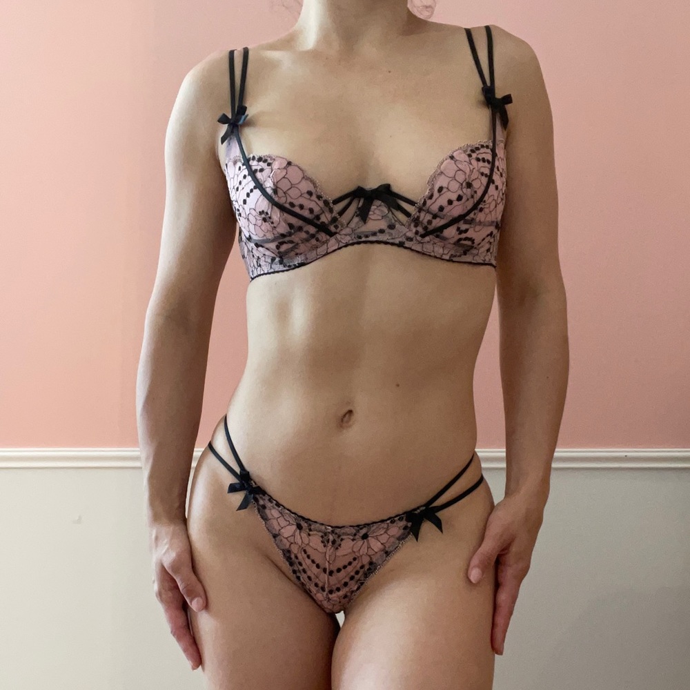 Agent Provocateur Caitlin 32D Bra, 2/XS Thong